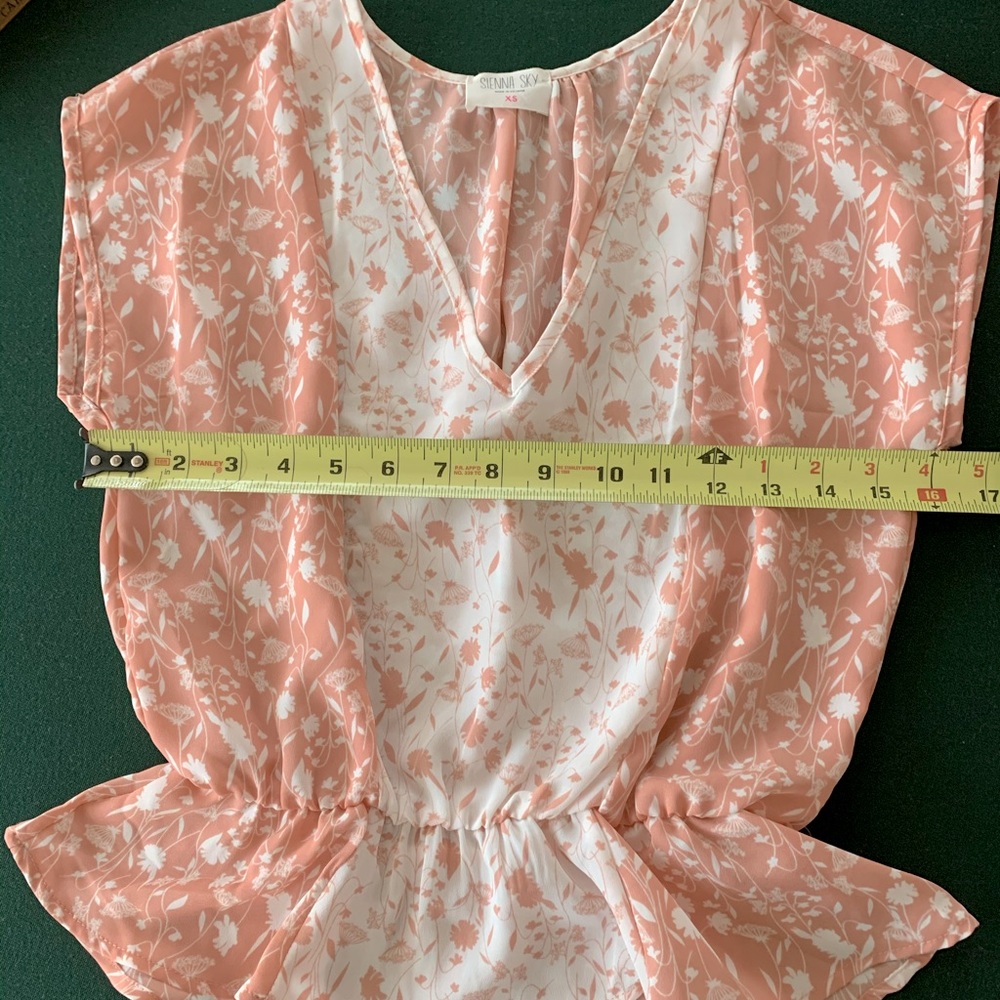 Sienna Sky summer top